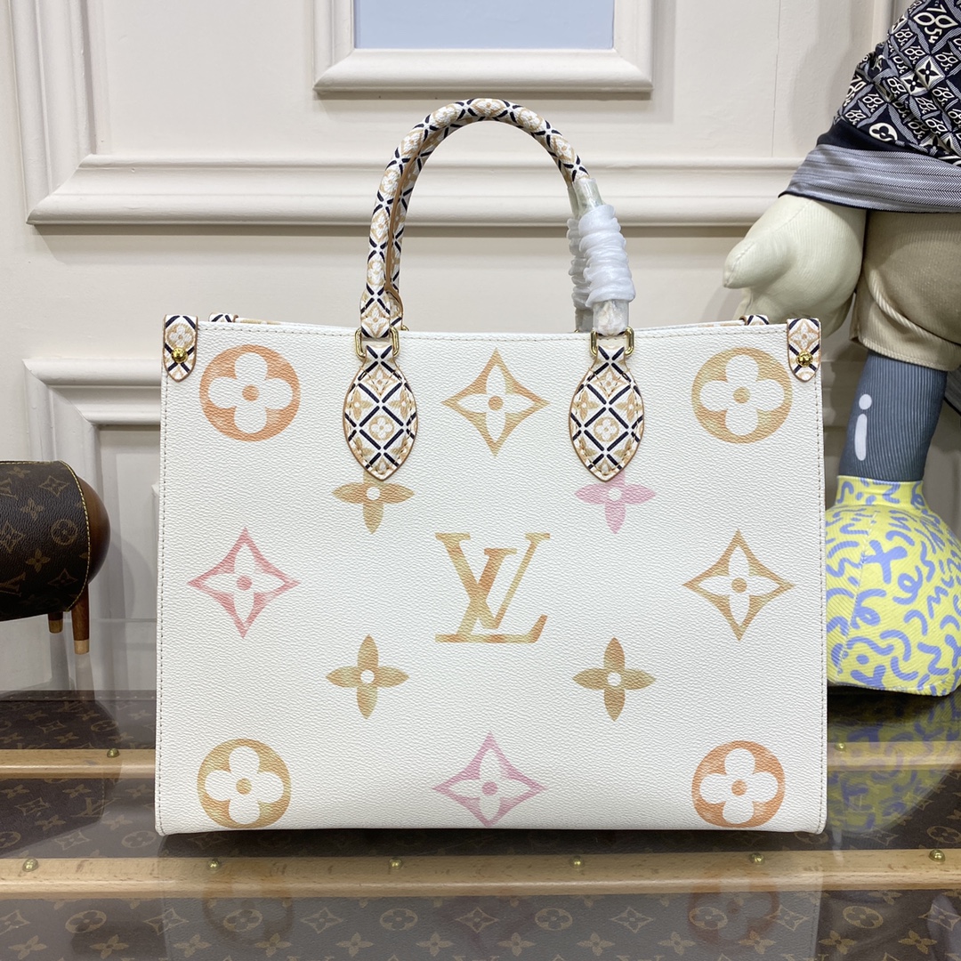 Louis Vuitton M22975 OnTheGo MM