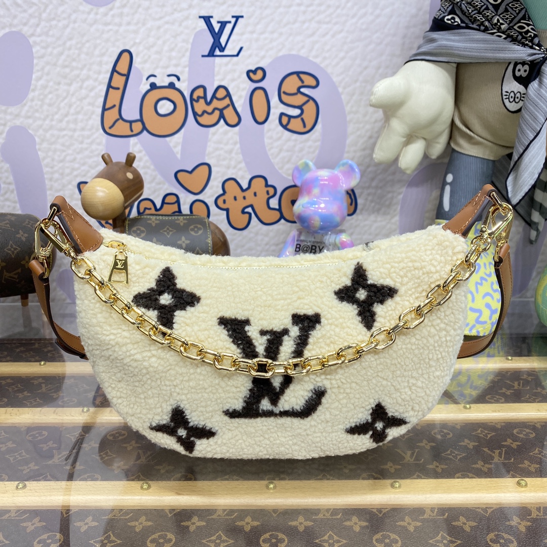 Louis Vuitton M23321 Over The Moon