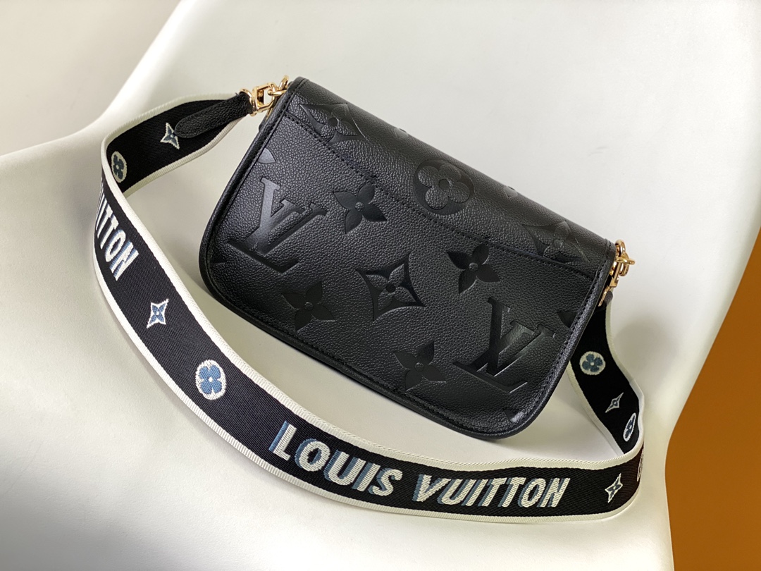 Louis Vuitton M46386 Diane (5)