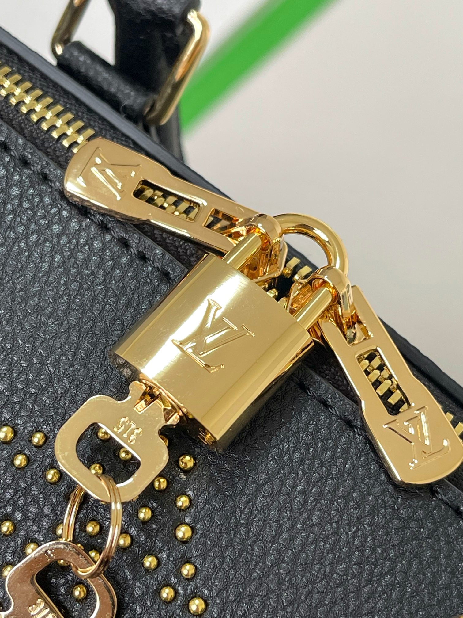 Louis Vuitton M46736 Speedy Bandoulière 25 (5)