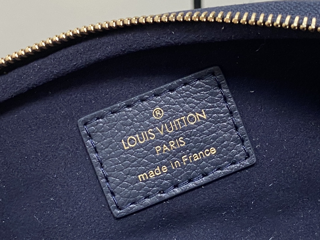 Louis Vuitton M85636 Mini Bumbag